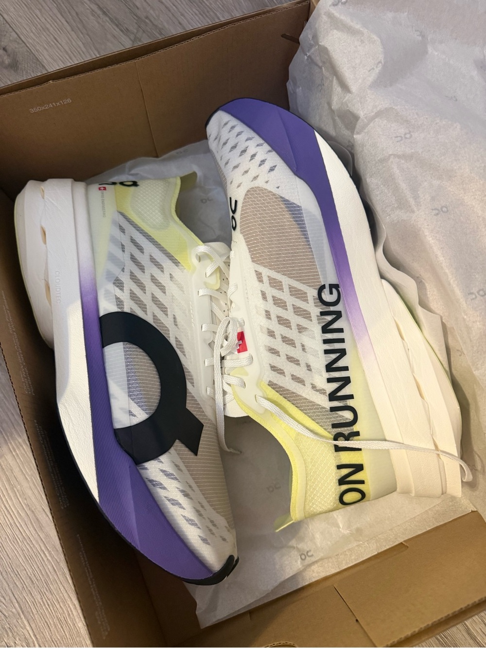 On Running Men’s White & Purple Cloudflow Running Shoes